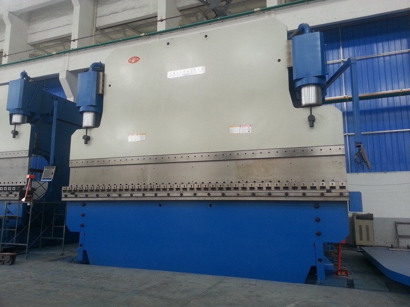 Maszyna do gięcia hamulców hydraulicznych o pojemności 1200 t 14 mm do użytku przemysłowego