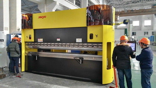 Maszyna do podwójnego zginania prasa krawędziowa CNC Maszyna do napędu pompy serwo 4000M Długość