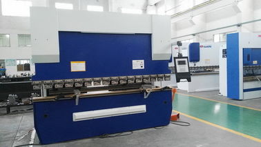 Automatyczna prasa krawędziowa CNC Maszyna do gięcia blach stalowych Certyfikat ISO 9001