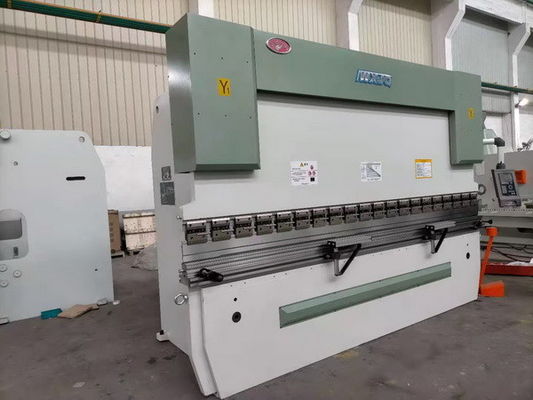 125T Siła CNC hydrauliczne hamulce WE67K125/3200 Do produkcji metalu