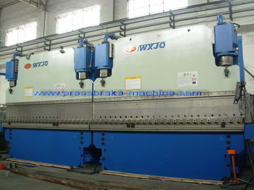 kupować Elektromotywność 45KW Moc Proces wiązki stalowej Hydraulic Synchro CNC Tandem Press Brake online manufacture