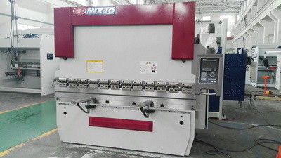 4M Długości blachy metalowej CNC hydrauliczne Prasowanie hamulca Przetwarzanie stali typu kanału C