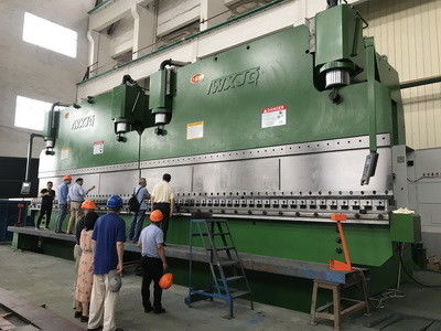 1200 ton LVD CNC Tandem Press Brake Machine 100- 3000 ton Długość stołu 2 - 12m